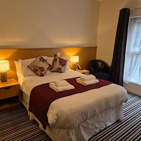 The Hedges Hotel Stranocum Extérieur photo