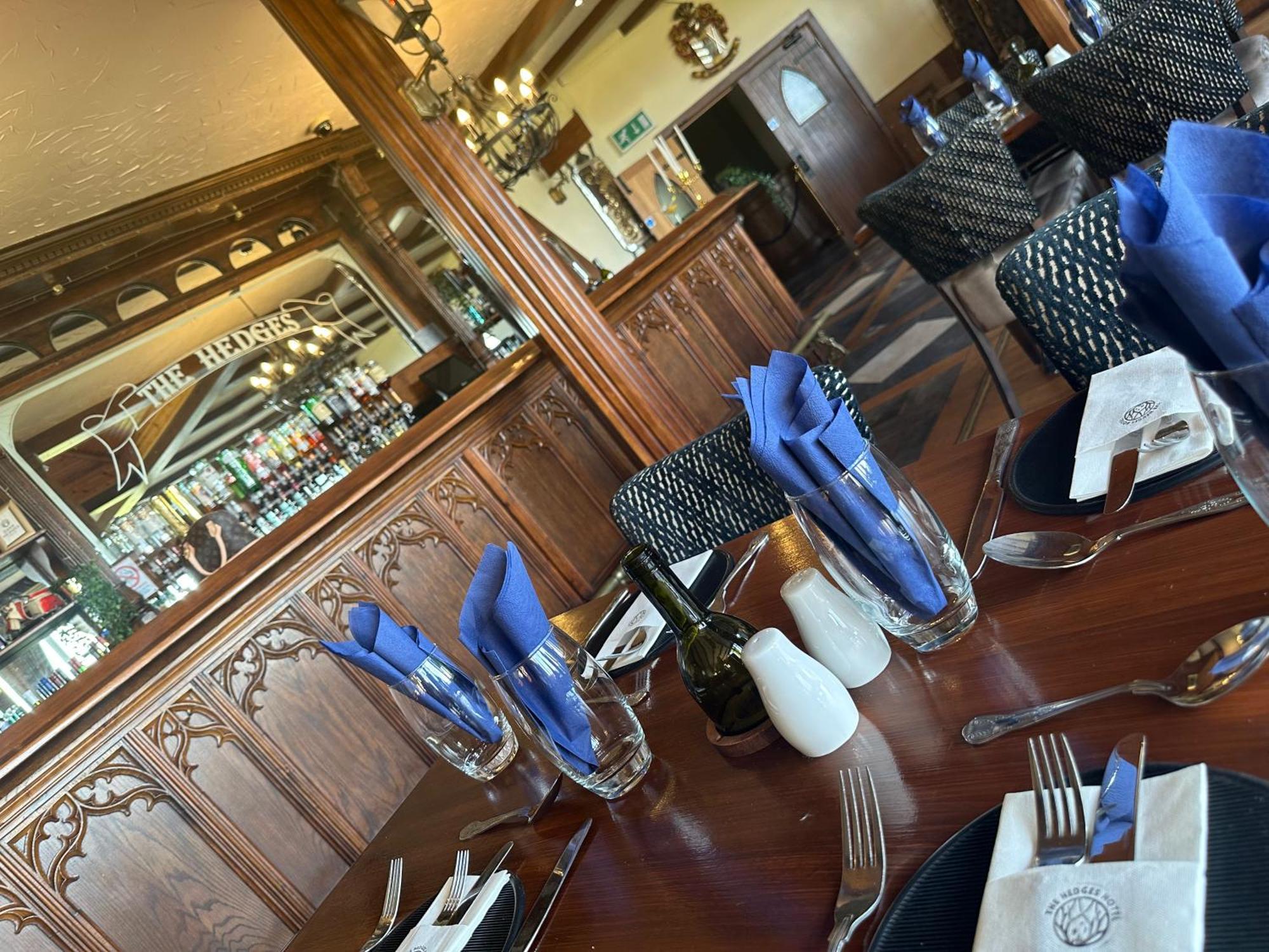 The Hedges Hotel Stranocum Extérieur photo