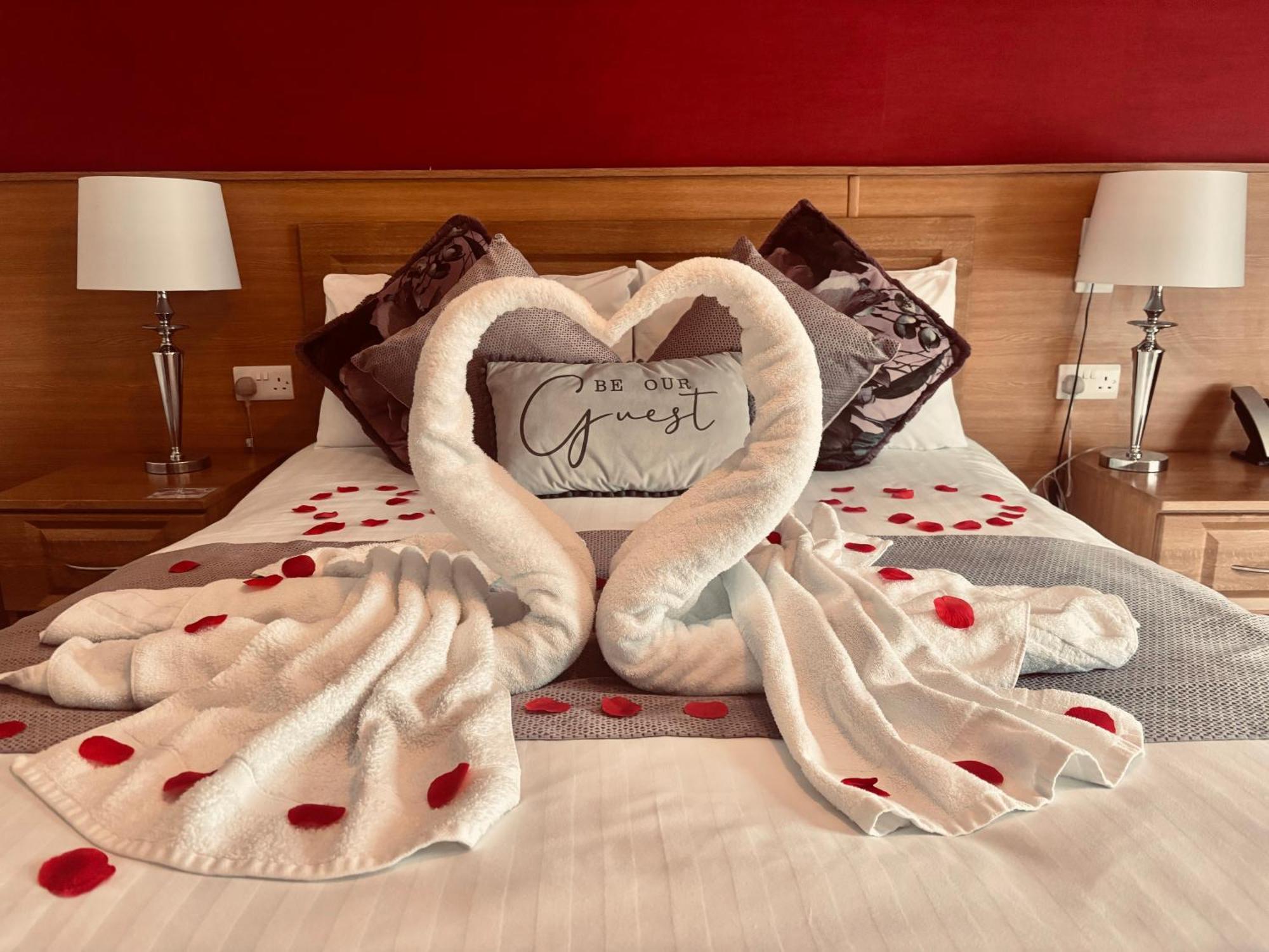 The Hedges Hotel Stranocum Extérieur photo